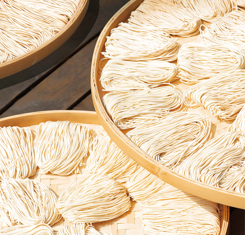 Seven-stage pressing method